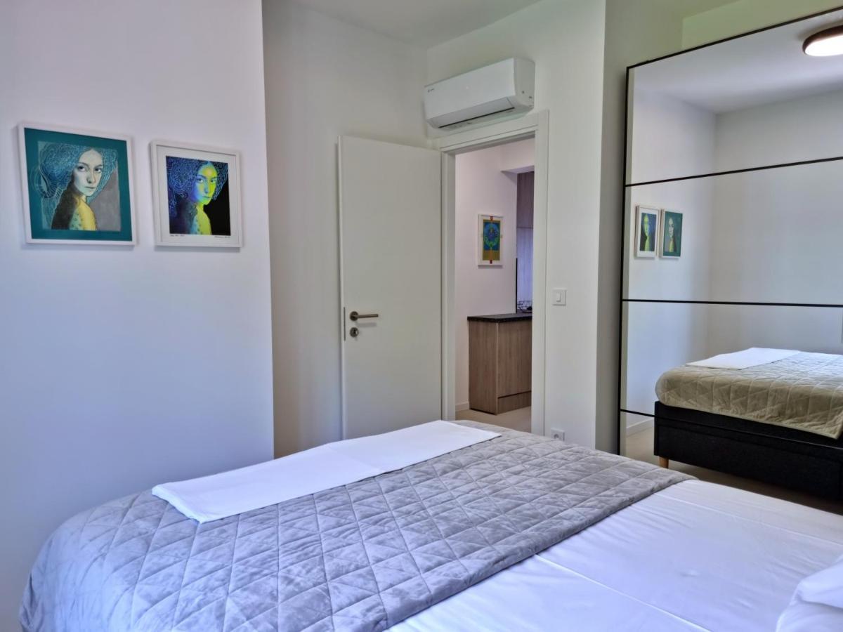 Apartment La Vie โอมิช ภายนอก รูปภาพ